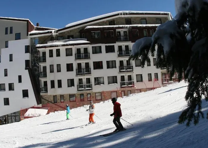 студио, стената